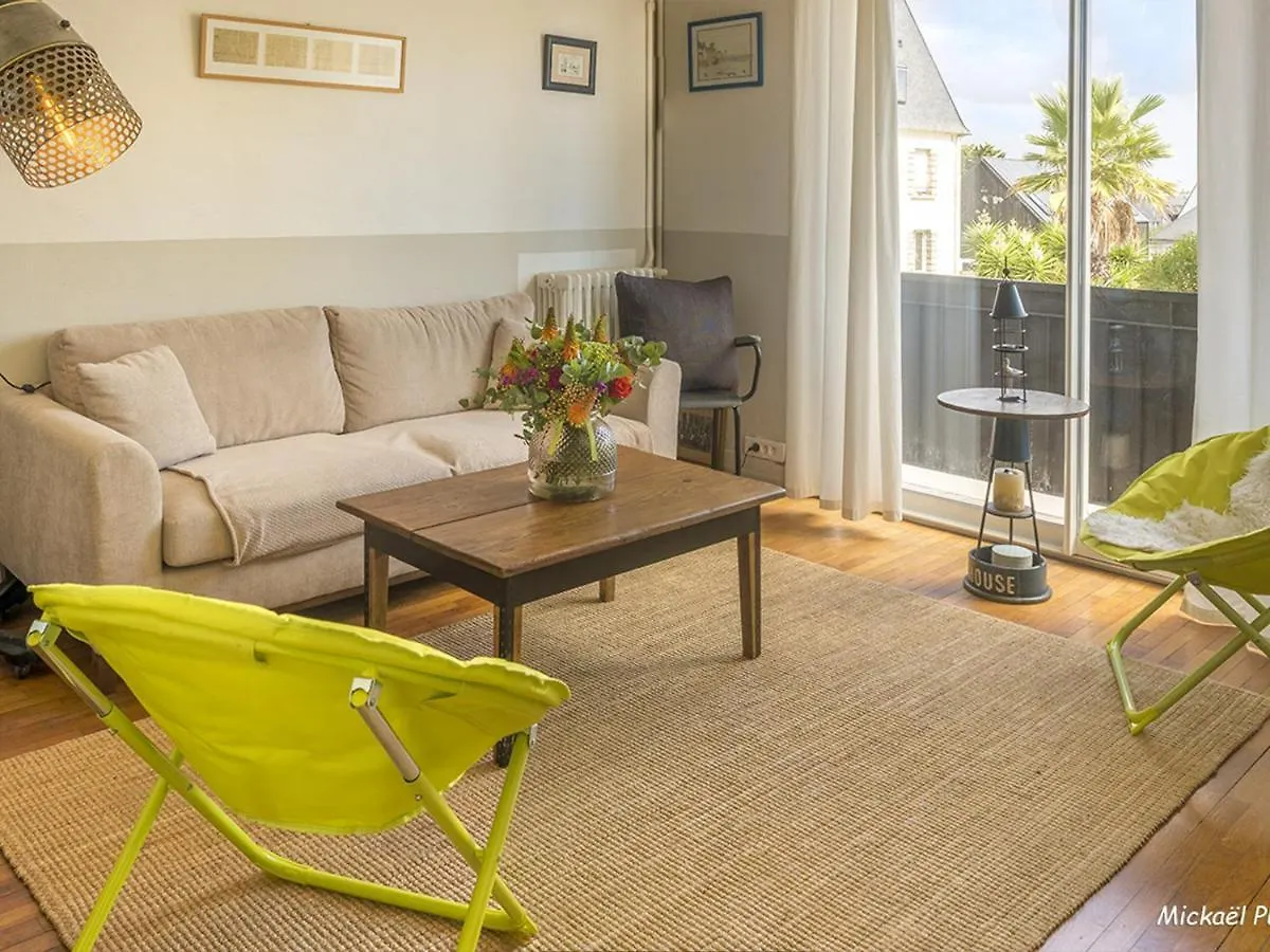 Appartement T3 Avec Terrasse, Proche Plage Et Commerces A Larmor-Plage - Fr-1-349-199 France