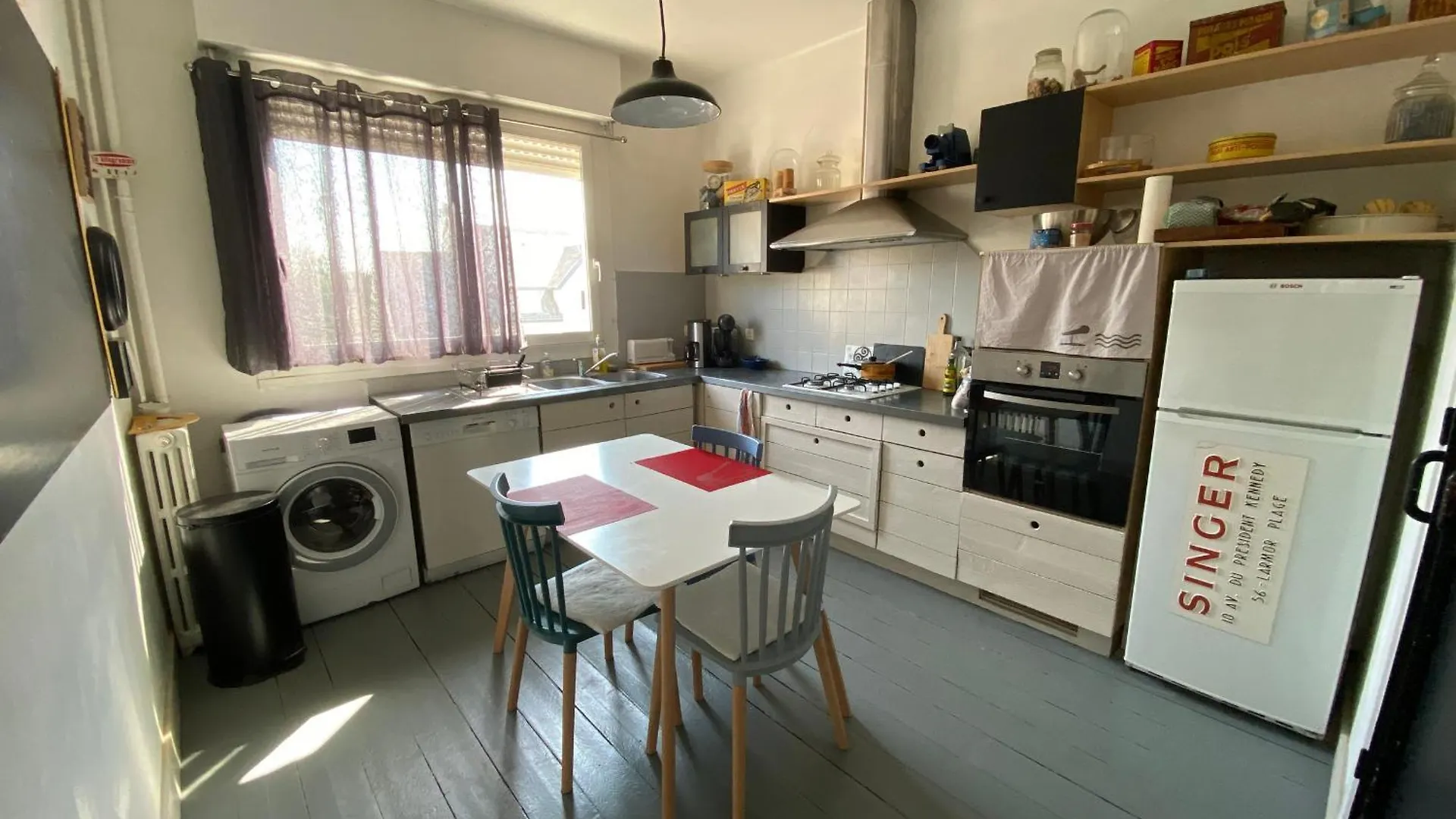 Appartement T3 Avec Terrasse, Proche Plage Et Commerces A Larmor-Plage - Fr-1-349-199